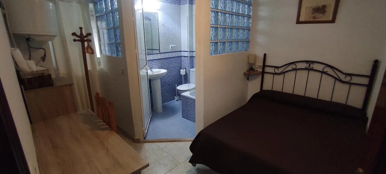 Hostal Fantoni Cadiz 0*,  Spain