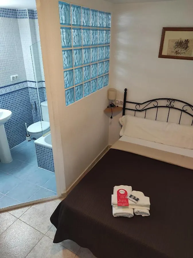 Hostal Fantoni Cádis 0*,